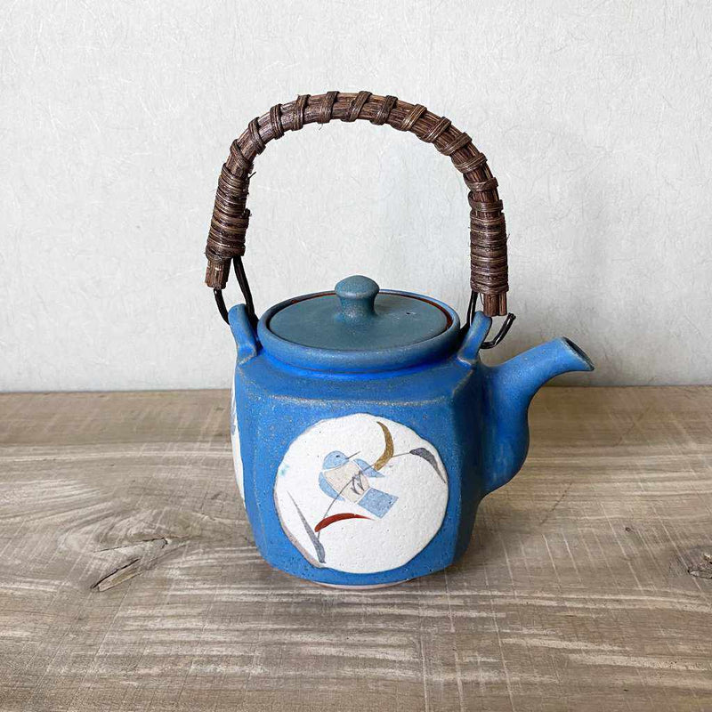 [Japanese Tea Cup] Japan Blue Aoi Tori (Japanese Paper Dyed) Clay Bottle | Karatsu Wares