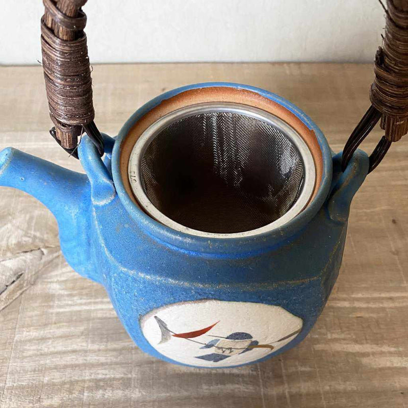 [Japanese Tea Cup] Japan Blue Aoi Tori (Japanese Paper Dyed) Clay Bottle | Karatsu Wares