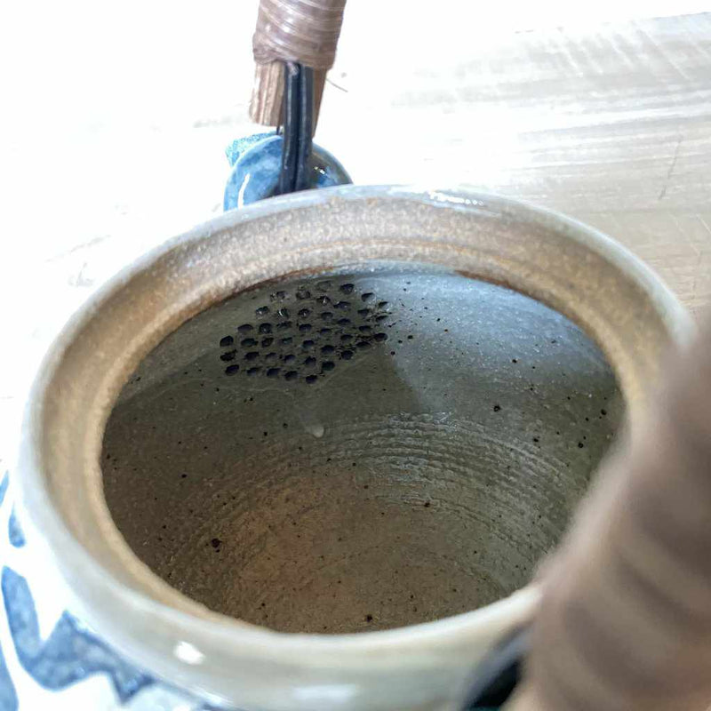 [日本茶杯]刮魚嵴粘土瓶| karatsu wares.