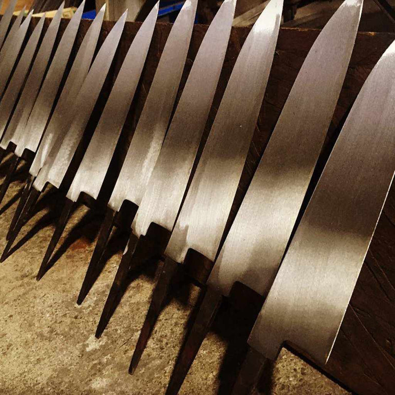[KITCHEN (CHEF) KNIFE] FORGED KUROBUCHI SANTOKU KNIFE (AOGAMI SUPER STEEL) 170MM | ECHIZEN FORGED BLADES| IWAI CUTLERY