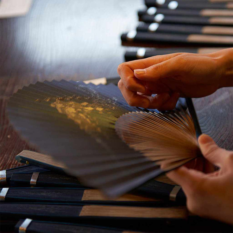 [แฟนมือ] แฟนกระดาษของผู้ชาย Fujin Raijin | Kyoto Folding Fans | Ohnishi Tsune Shoten