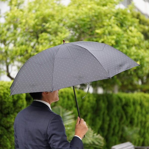 [Umbrella] หน่วยงานครัวเรือนของจักรวรรดิผู้ส่งอาหาร "สุภาพบุรุษ" ร่ม Pindot Folding (สีดำ) | Maehara Koei Shoten | ร่มโตเกียว
