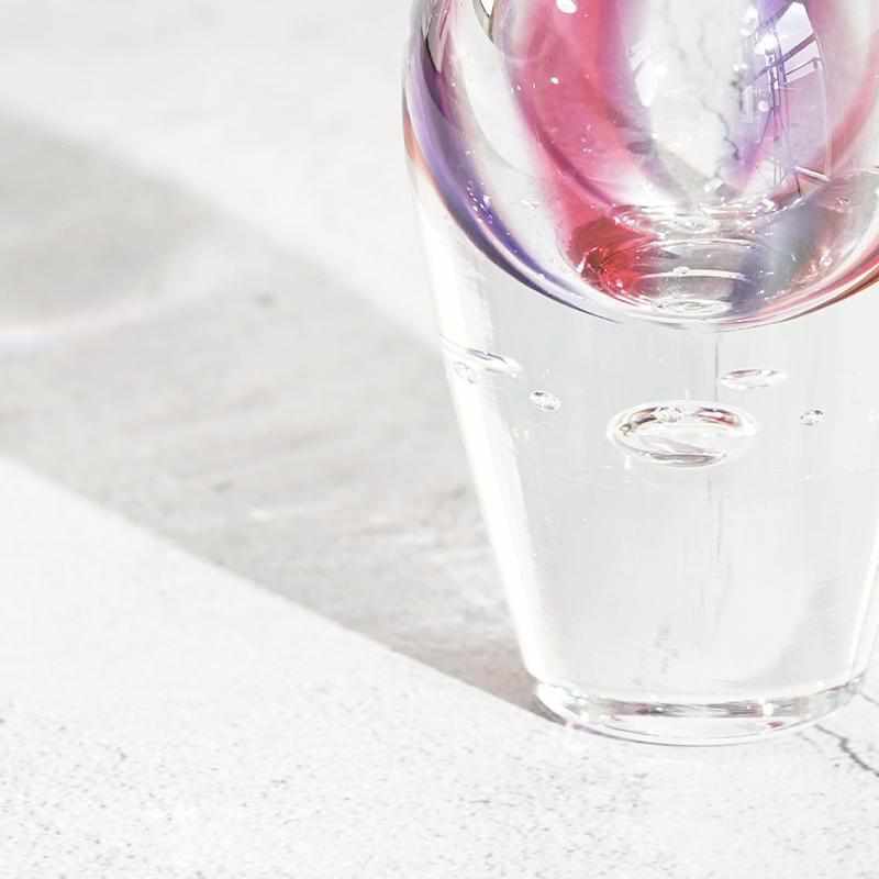 [แจกัน] บลูมแดง | สตูดิโอแก้ว Izumo | กระจกเป่า (ผลิต 2 สัปดาห์หลังคำสั่ง)
