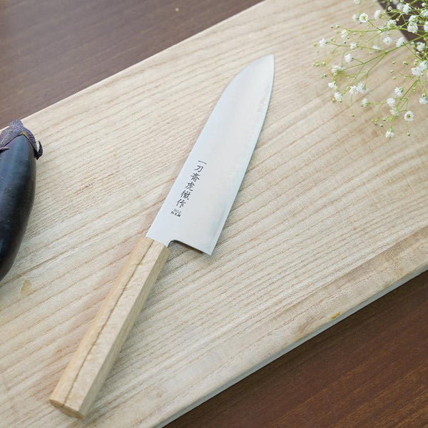 [Kitchen (Chef) Knife] HSS Super Gold (SG2) มีด Santoku (ขอบสองเท่า) ที่จับต้นโอ๊ก 180 มม. | Seki Forged Blades