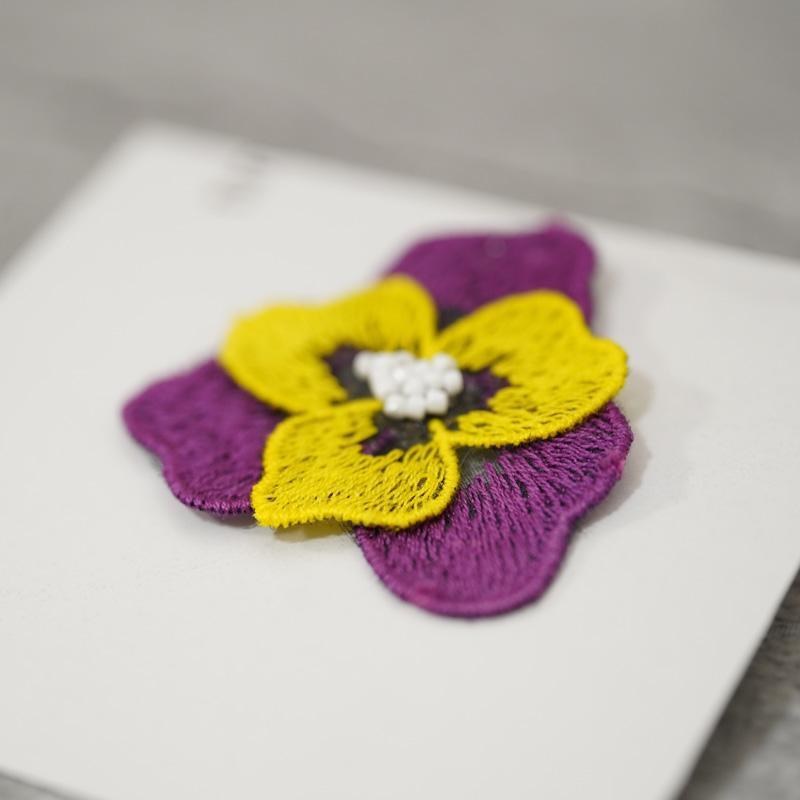 [BROOCH] TINT (PANSY) A | MORPHOSHERE | KYOTO YUZEN DYEING