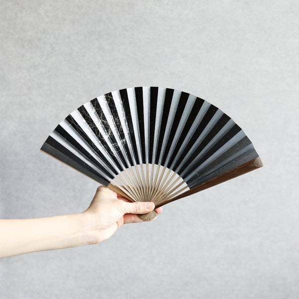 [แฟนมือ] Hakuzu Spirit Black 7 Sun | Kyoto Folding Fans | Yasuto Yonehara
