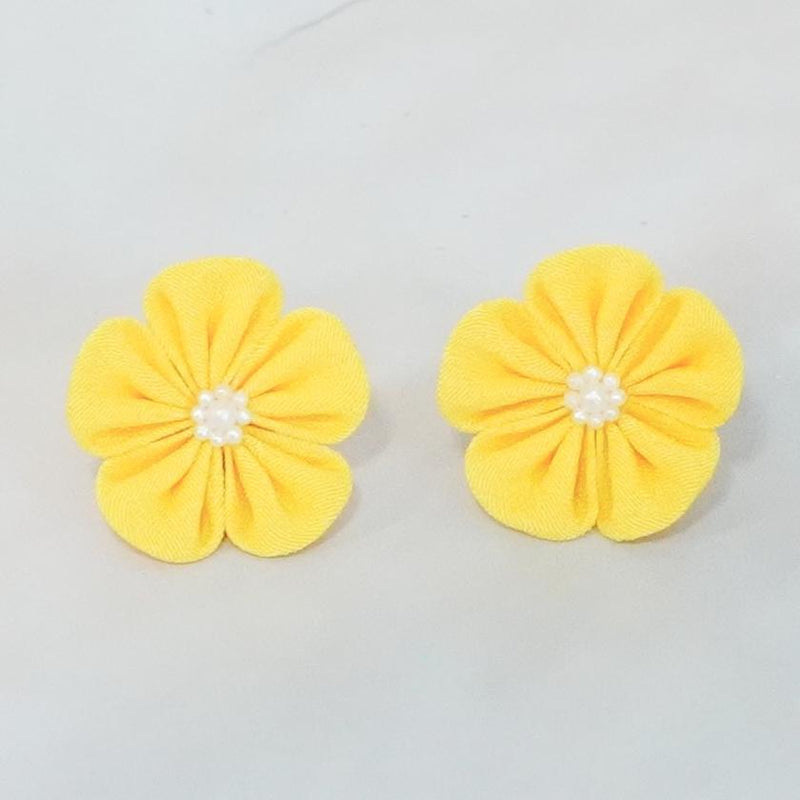 [อุปกรณ์เสริม 4 ชิ้น] สีเหลืองทอง (บาร์เร็ตต์, เข็มเข็มกลัดหมวก, ต่างหู, กิ๊บ) | Tsumami Kanzashi
