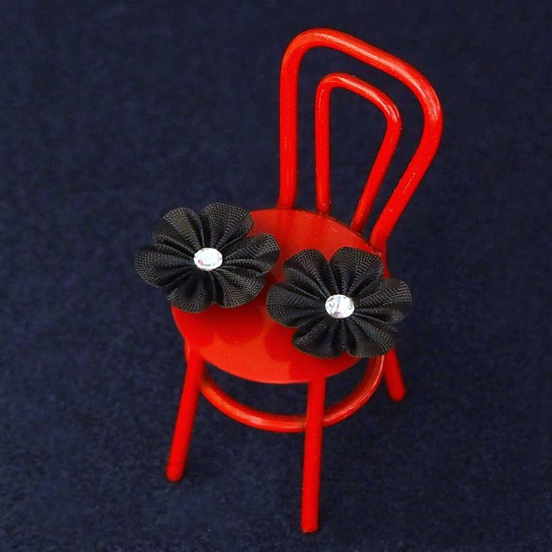 [อุปกรณ์เสริม] ดอกไม้ผ้า Kachi (สีดำ) | Tsumami Kanzashi