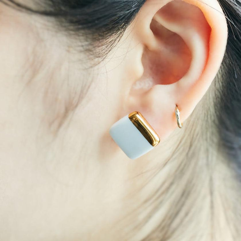 [刺耳的耳環]白色瓷正方形| 6.Kiln | Imari-Arita商品