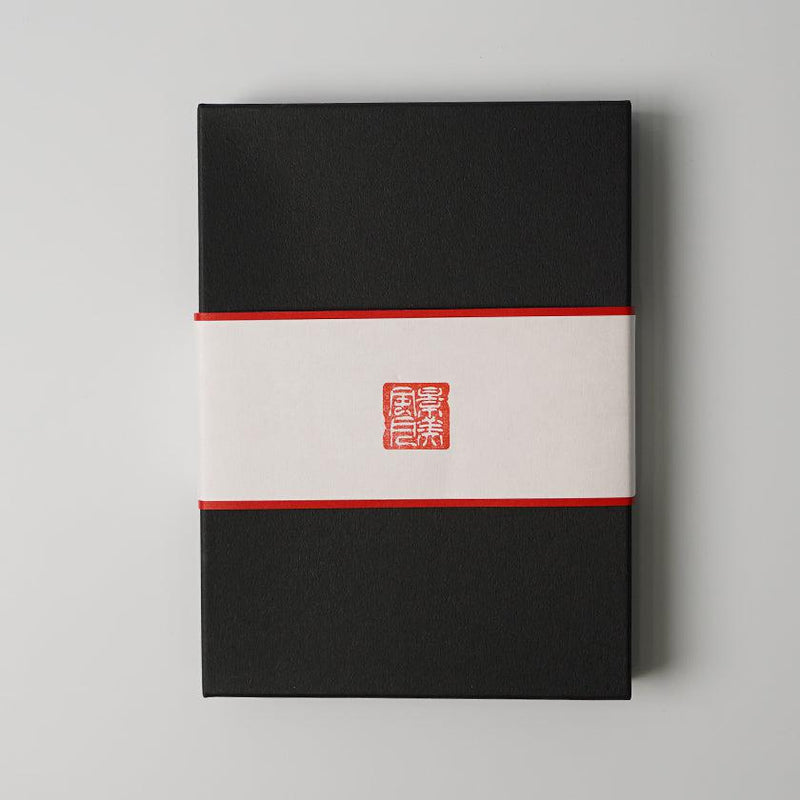 [文具]紅色郵票書滿月（黑色）| karakami（日本紙）｜ keibifugetsu