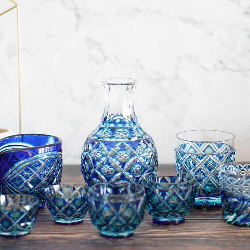 [แก้ว] Ochoko ที่ปกคลุมสองครั้ง (Green-Lapis Lazuli) ในกล่อง Paulownia | Satuma Vidro | Satsuma Cut Glass