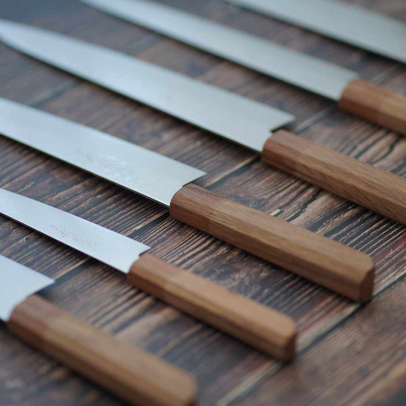 [廚房（廚師）刀]鈷不銹鋼中斷69層大馬士革橫飾240mm橡木八角形圖案-Kakishibu完成 -  | Sakai偽造的刀片