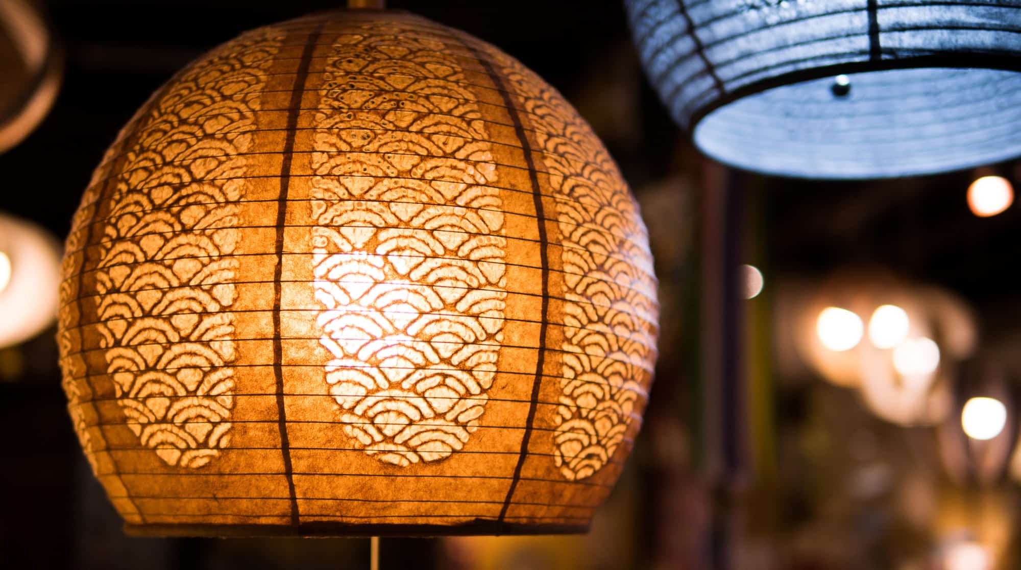 8 Modern Japanese Lighting Fixtures That Will Brighten Up Your Home ...