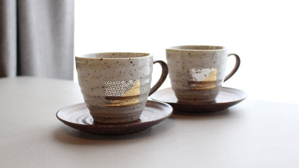 Warm coffee cup made of Shigaraki ware and Yuzen foil