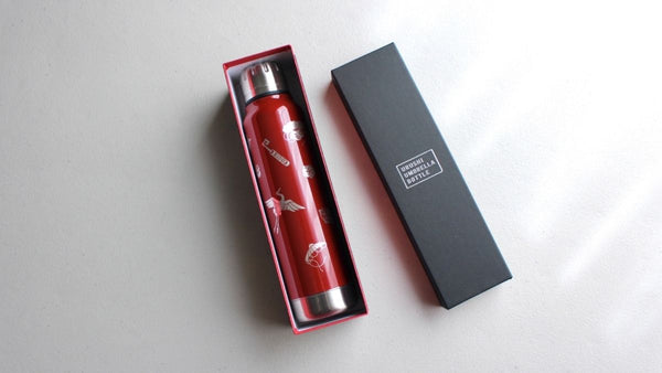 Japanese modern water bottle (red) designed by Urushi lacquer