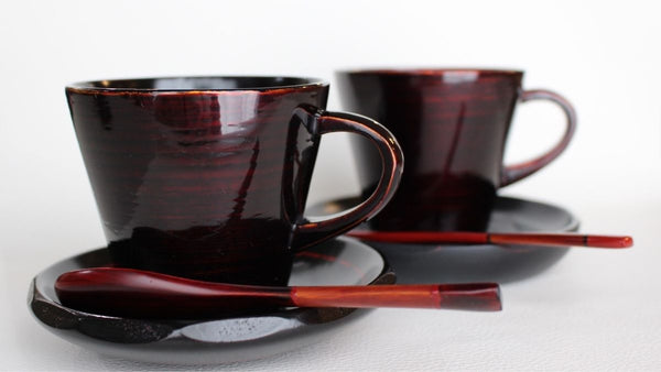 Perfect as a gift! Light and easy to use lacquer cups and saucers
