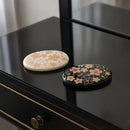 [MIRROR] OFFRIR SAKURA OVAL-MIRROR | KANAZAWA GOLD LEAF | HAKUICHI｜使用イメージ（演出・着用）※手作りのため色・風合いは一点ごとに異なります