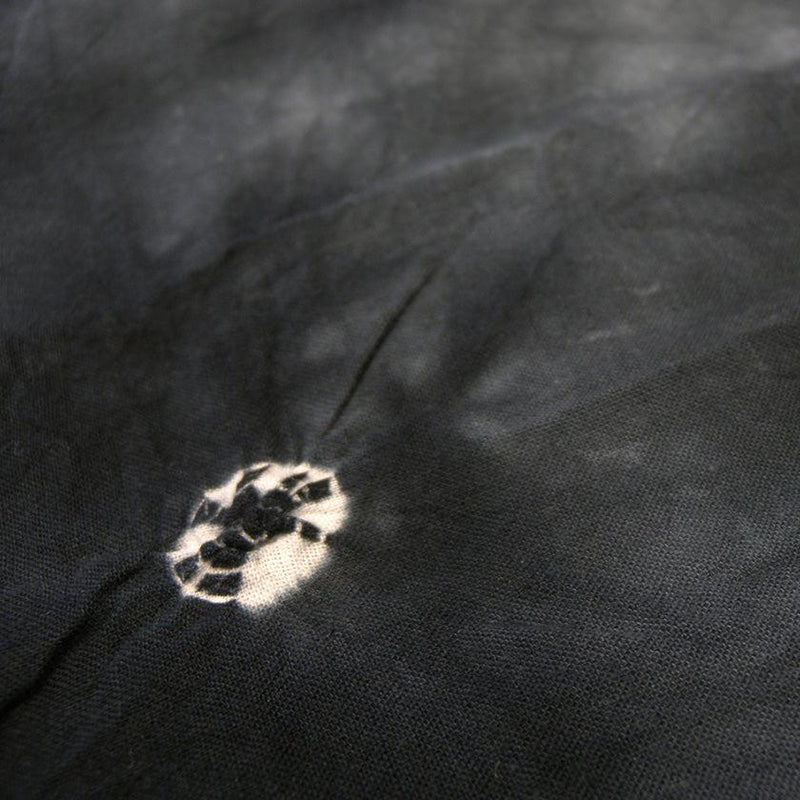 [ผ้าเช็ดตัว] ตะกร้าผ้าคลุมสีดำย้อมด้วยกล่องกระดาษ | Kyoto Kanoko Shibori | Yoake