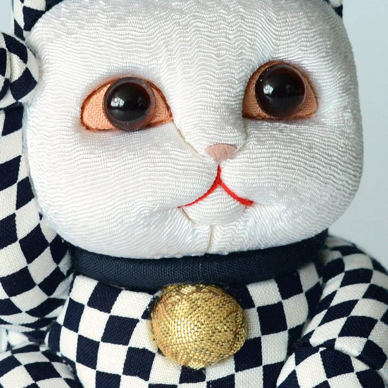 [Beckoning (Lucky) Cat] Maneki Neko Checkered Pattern Blue (M) | Edo Art Dolls | ตุ๊กตา Kakinuma