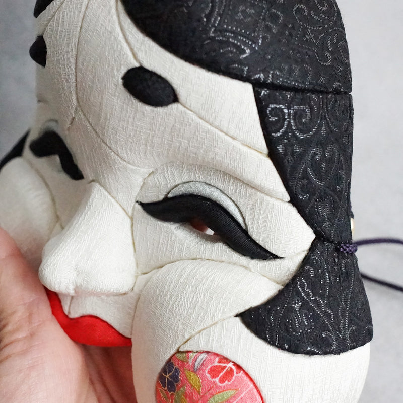 [ORNAMENTAL MASK] KIMEKOMI KAGURA | EDO ART DOLLS | KAKINUMA DOLLS