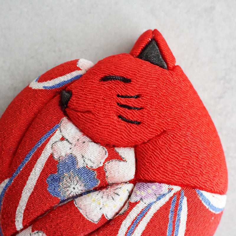 [MIRROR] ROUND CAT (HAND SIZE) | EDO ART DOLLS | KAKINUMA DOLLS