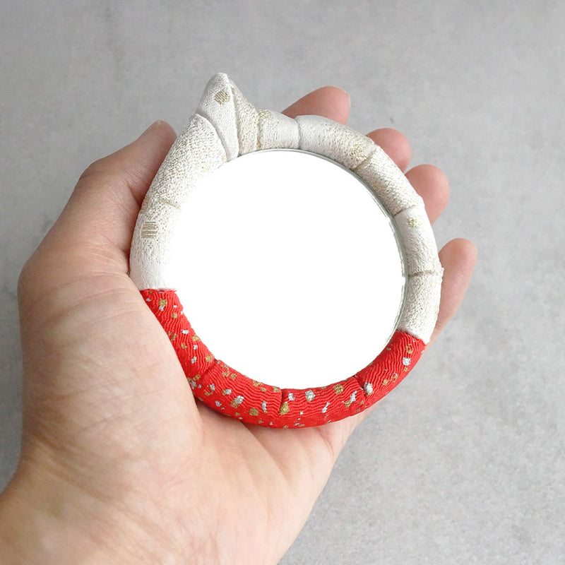 [MIRROR] ROUND CAT (HAND SIZE) | EDO ART DOLLS | KAKINUMA DOLLS