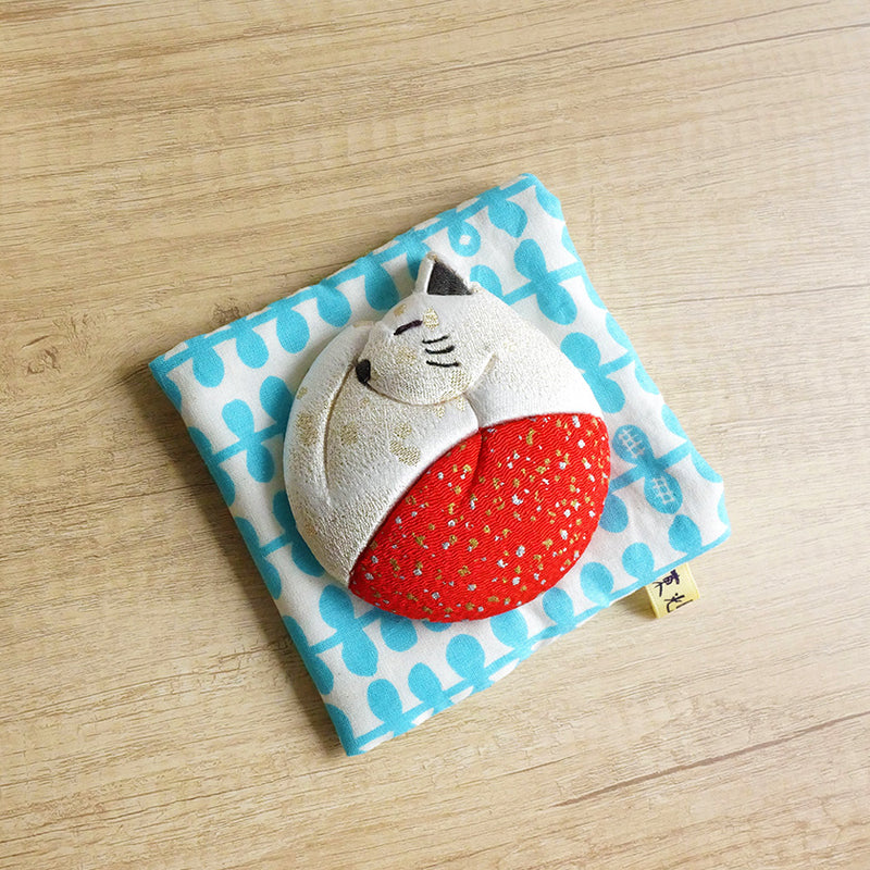 [MIRROR] ROUND CAT (HAND SIZE) | EDO ART DOLLS | KAKINUMA DOLLS