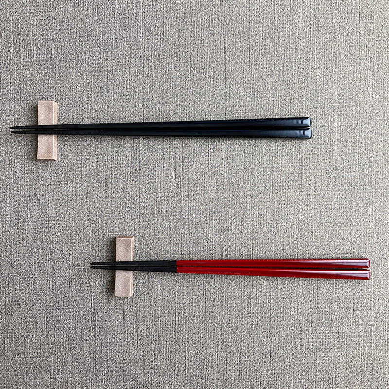 [Chopsticks] Pair Kokutan Square กับ Chopstick Rest (21.5, 23.0 ซม.) | Hashikura Matsukan | Wakasa Lacquerware