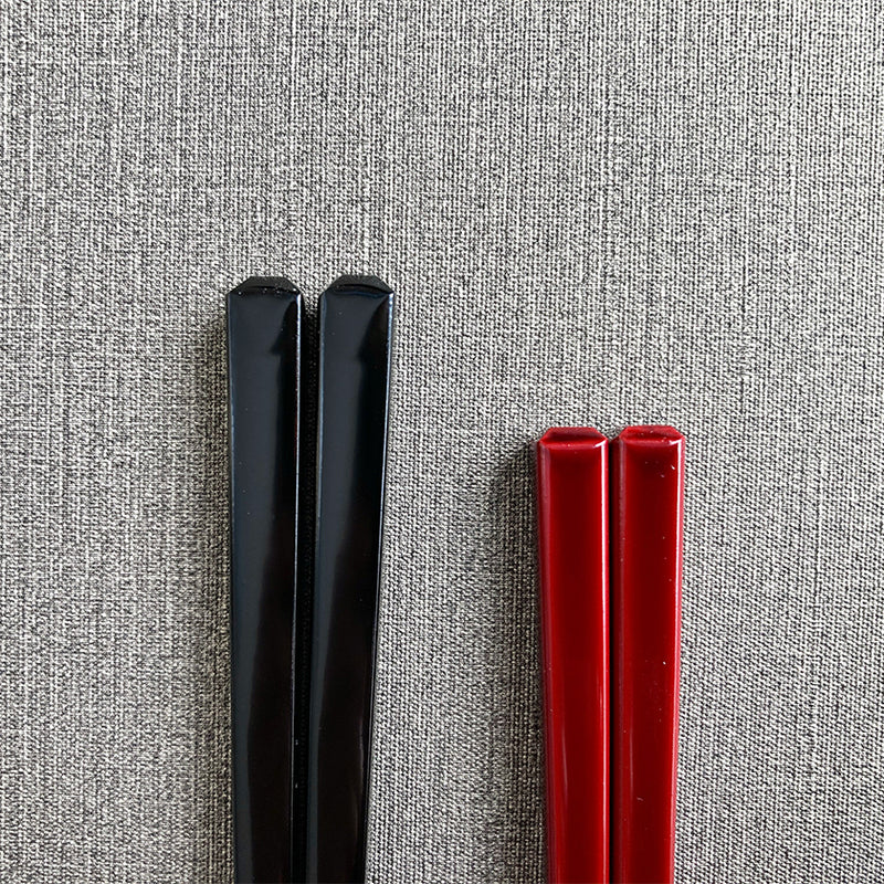 [CHOPSTICKS] PAIR KOKUTAN SQUARE WITH CHOPSTICK REST (21.5, 23.0cm) | HASHIKURA MATSUKAN | WAKASA LACQUERWARE