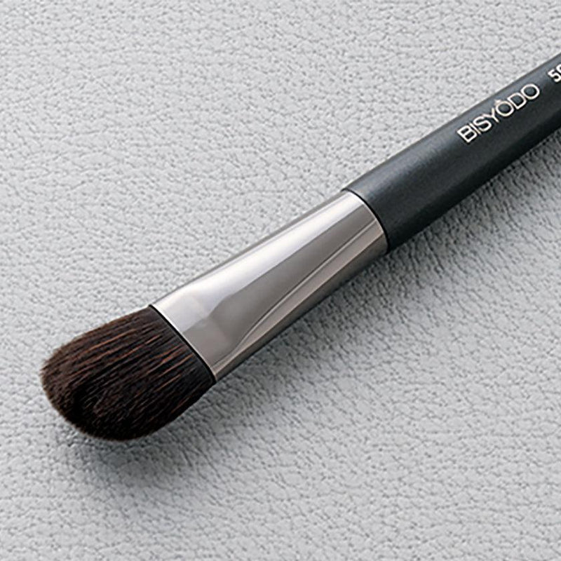[MAKEUP BRUSH] SHIORI EYESHADOW BRUSH (ANGLED) | MAKEUP BRUSH CRAFT | UYODA BISYODO