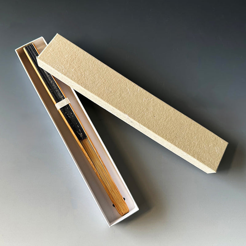 [HAND FAN] MOON-THINKING CRESCENT MOON  | KARAKAMI (JAPANESE PAPER)｜KEIBIFUGETSU