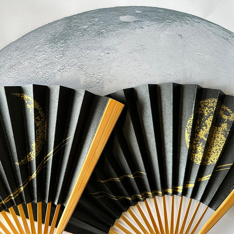 [HAND FAN] MOON-THINKING CRESCENT MOON  | KARAKAMI (JAPANESE PAPER)｜KEIBIFUGETSU