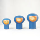 Please choose your favorite color and size.