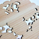 [코스터] 국화가있는 벚꽃 | 인쇄 및 Kyo-Yuzen 조각 | 산사이 스튜디오