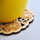 [코스터] 국화가있는 벚꽃 | 인쇄 및 Kyo-Yuzen 조각 | 산사이 스튜디오