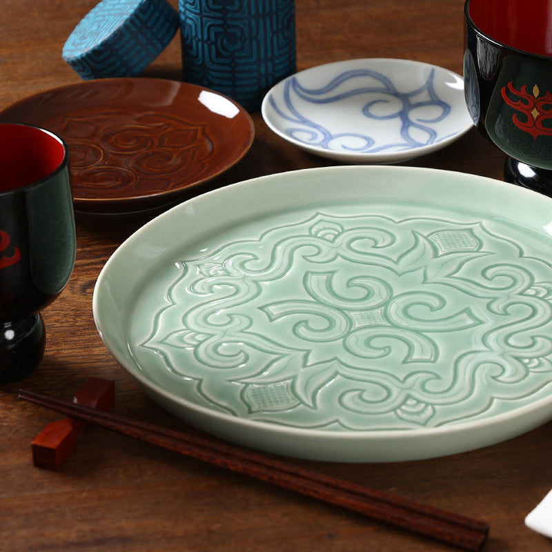 [PLATE] BLUE AND WHITE DYED PLATE Erika Katsuya | AINU CRAFTS | CIKARPE AKAN