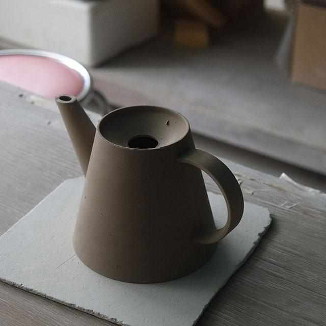 【馬克杯（Cup）】2016/大型遊戲咖啡壺（黑墊）| Imari Arita