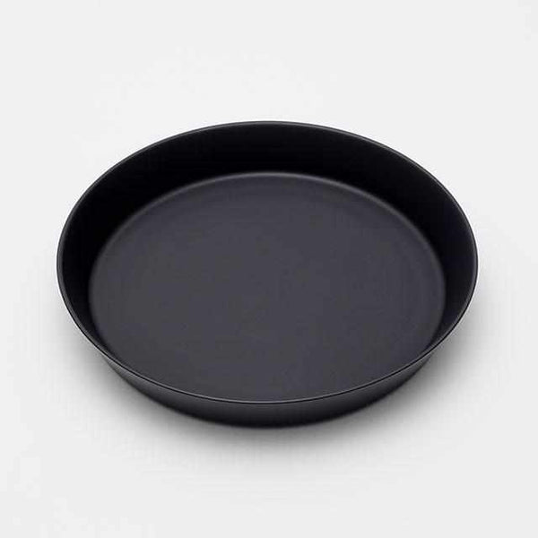 [ 大板塊（P後期） ] 2016/Ingegerd Raman Plate 210 （黑色 Matte） | Imari-Arita Wares