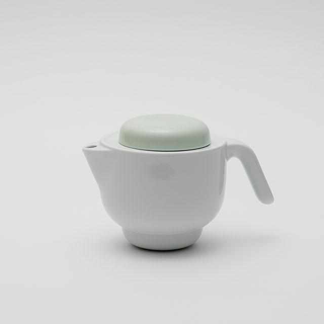 [日本茶杯] 2016 / pauline deltour茶壺（Celadon-white）| imari-arita商品