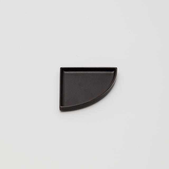 [대형판 (Platter)] 2016/Tomás Alonso Quarter Plate 100 (Black) | Imari-Arita Wares