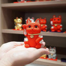 [BECKONING (럭키) 고양이] Maneki Neko, Feng Shui (빨간색) 생명력 ​​없음 질병 없음 | 에도 아트 인형