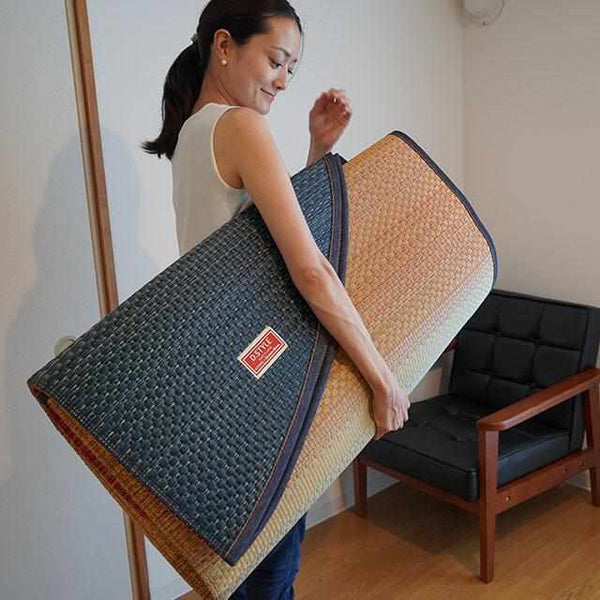 Tatami] Rush Rug Denim F Joy Red (Oval: 190 X 210 cm) | Tatami