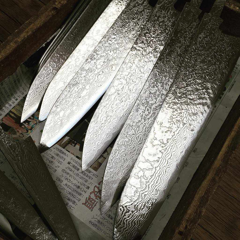 [KITCHEN (CHEF) KNIFE] THIS FORGED STYLE CREST SASHIMI KNIFE 200MM | ECHIZEN FORGED BLADES| IWAI CUTLERY