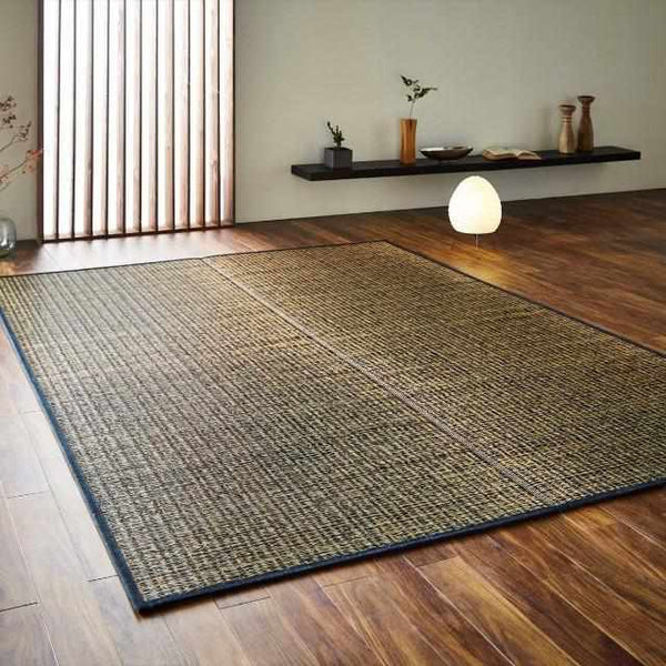 [Tatami] Rush Rug Karon Black (M: 190 × 250 ซม., L: 190 × 300 ซม.) | เสื่อทาทามิ
