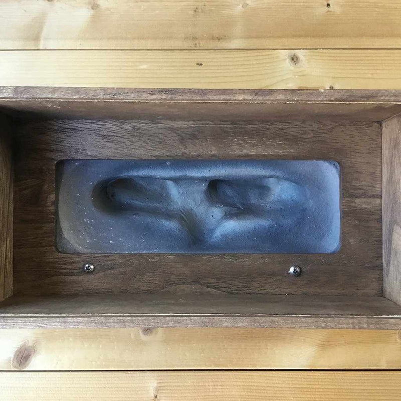[紙巾盒]組織盒（洋蔥飾有耀眼的臉）| Sanshu Onigawara工藝品