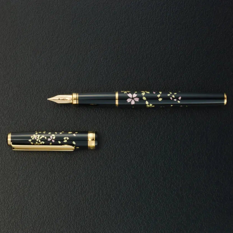 [ปากกาน้ำพุ] ดอกซากุระ (ขนาดกลาง) | Kanazawa Gold Leaf | ฮูคุอิจิ
