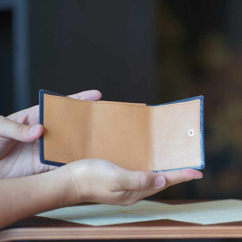 [지갑 / 가방] Satori Tri-Fold Wallet (인디고) | 가죽 작업