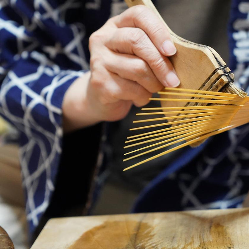 [HAND FAN] UNKINDO FUKATSU WOMEN'S HAKU GOLD-GREEN HONSUSU-TAKE | EDO FOLDING FANS