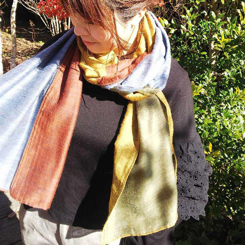 [ผ้าพันคอ] แผงขายยาซารารากิ rimaki (ทองคำ×มอสสีเขียว×ดินเผา×สีน้ำเงินสีเทา) | สิ่งทอ gunnai | ฟูจิซากุระ