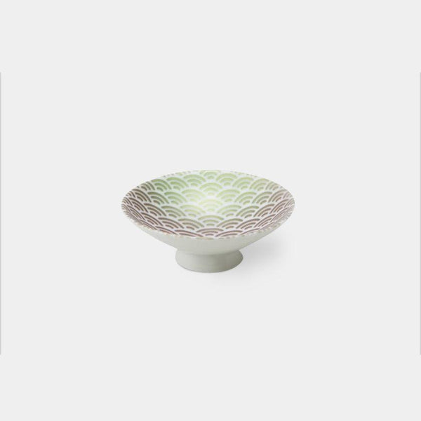 [Sake Cup] Green Luster Seigaiha (คลื่นมหาสมุทรสีน้ำเงิน) | Mino Wares | Marumo Takagi